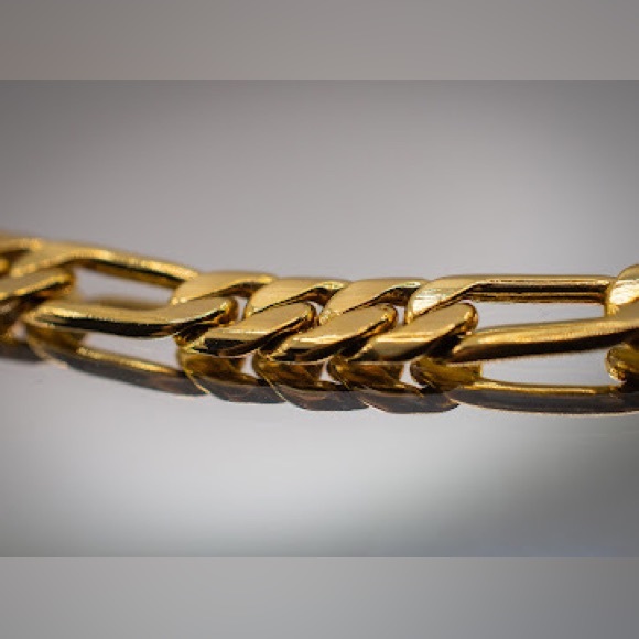 Vintage Gold Chain Necklace - Picture 4 of 4